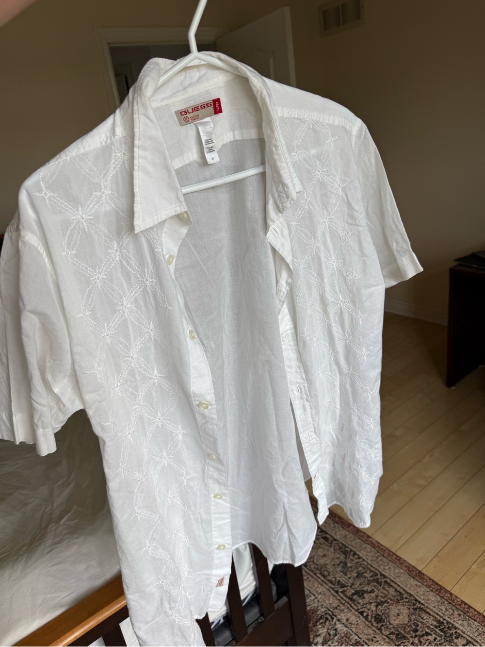 GUESS 90s White Men's Short-Sleeve Embroidered Button-Up Shirt
